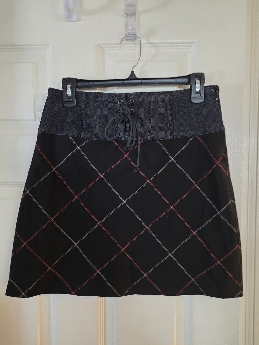 bebe Black Plaid A-Line Mini Skirt with Lace-Up Waist 12